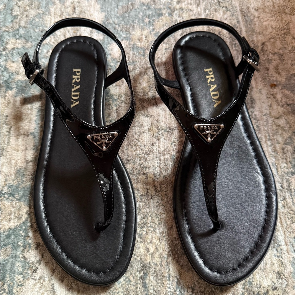 Brand new Prada Black Patent Thong Sandals with Ankle Straps